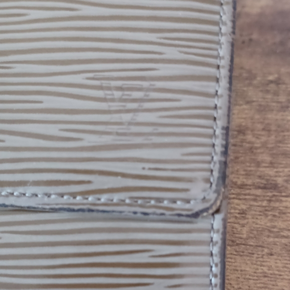 LOUIS VUITTON Porto Monetier Cult Credy W Hook Wallet LV (COA included) - Picture 7 of 16